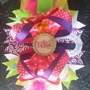 6inch ott hair bow! My bow is bigger than yours!